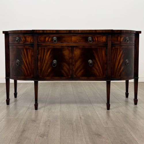 ANTIQUE 20TH CENTURY GOOD QUALITY SIDEBOARD IN MAHOGANY