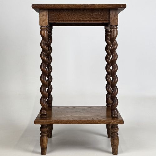 antique 20th century edwardian side table in golden oak - CATEGORY: ANTIQUE TABLES - DATED EDWARDIAN