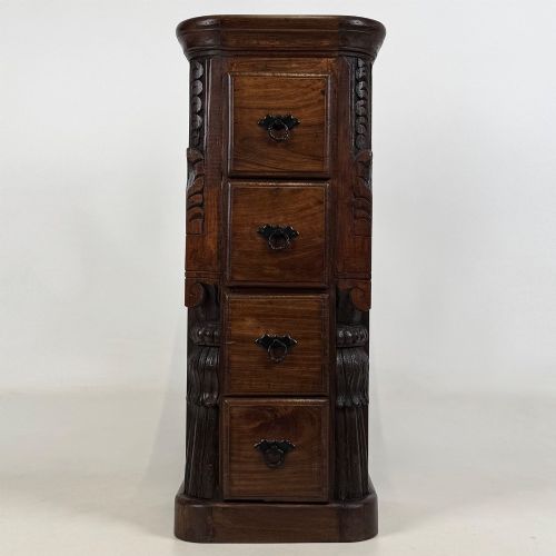 ANTIQUE 20TH CENTURY INDIAN ROSEWOOD CHEST OF DRAWERS