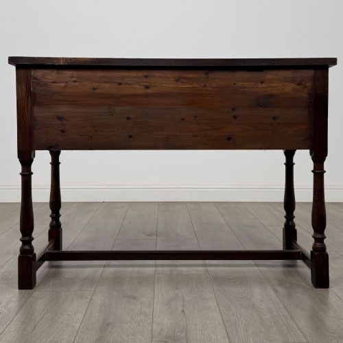 ANTIQUE 20TH CENTURY FINE QUALITY EDWARDIAN DESK IN OAK - ADDITIONAL PHOTO 4