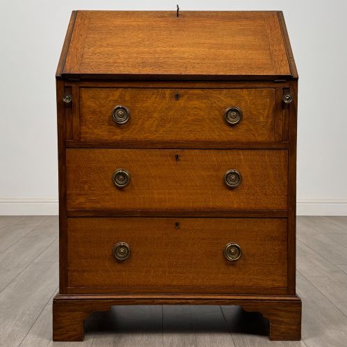 ANTIQUE 20TH CENTURY EDWARDIAN BUREAU IN GOLDEN OAK