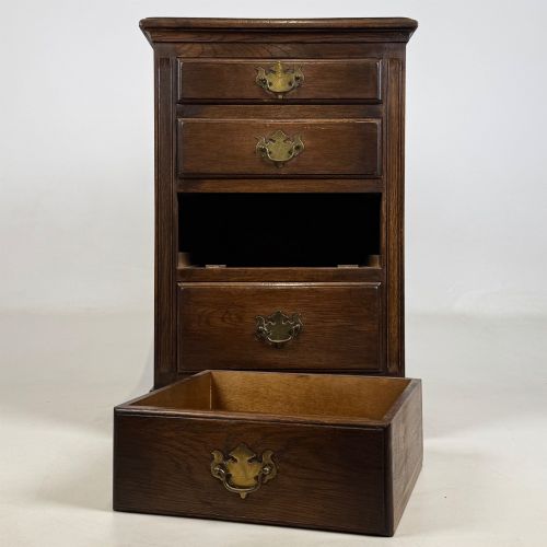 ANTIQUE 20TH CENTURY SMALL EDWARDIAN CHEST OF DRAWERS IN OAK - ADDITIONAL PHOTO 8