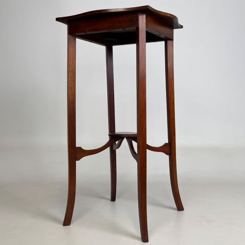 ANTIQUE 20TH CENTURY EDWARDIAN SIDE TABLE IN MAHOGANY - ADDITIONAL PHOTO 1