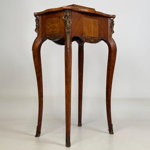ANTIQUE 19TH CENTURY DECORATIVE FRENCH CABINET IN WALNUT - ADDITIONAL PHOTO 3