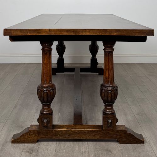 ANTIQUE 20TH CENTURY JACOBEAN STYLE DINING TABLE IN OAK - ADDITIONAL PHOTO 2