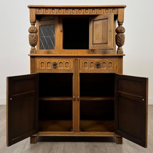 ANTIQUE 20TH CENTURY SMALL GOLDEN OAK COURT CUPBOARD - ADDITIONAL PHOTO 1