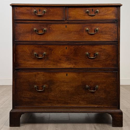 antique 18th century georgian mahogany chest of drawers - CATEGORY: ANTIQUE CHEST OF DRAWERS - DATED GEORGIAN