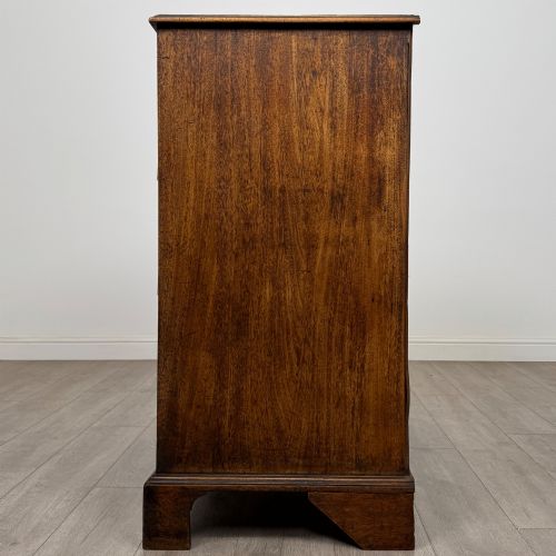ANTIQUE 18TH CENTURY GEORGIAN MAHOGANY CHEST OF DRAWERS - ADDITIONAL PHOTO 2