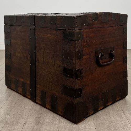 ANTIQUE 19TH CENTURY IRON BOUND VICTORIAN SILVER CHEST IN OAK - ADDITIONAL PHOTO 5