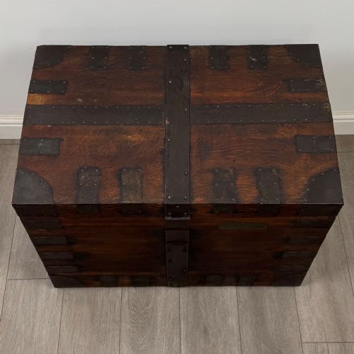 ANTIQUE 19TH CENTURY IRON BOUND VICTORIAN SILVER CHEST IN OAK - ADDITIONAL PHOTO 8