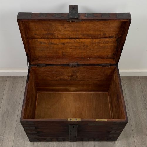 ANTIQUE 19TH CENTURY IRON BOUND VICTORIAN SILVER CHEST IN OAK - ADDITIONAL PHOTO 9