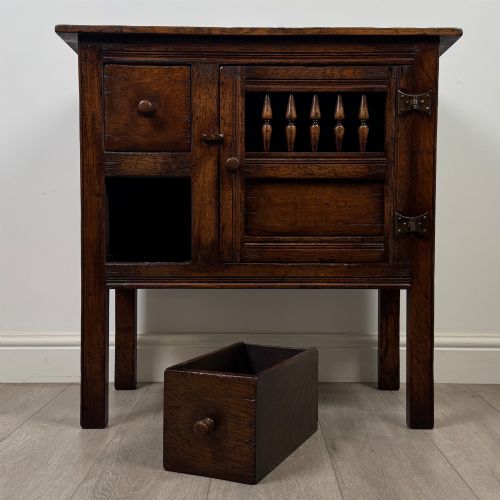ANTIQUE 20TH CENTURY SMALL GOOD QUALITY CUPBOARD IN OAK - ADDITIONAL PHOTO 10