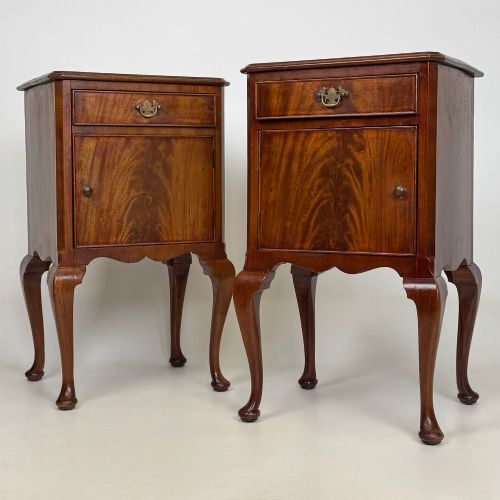 antique 20th century pair of mahogany bedside cabinets - CATEGORY: ANTIQUE CUPBOARDS - DATED EDWARDIAN