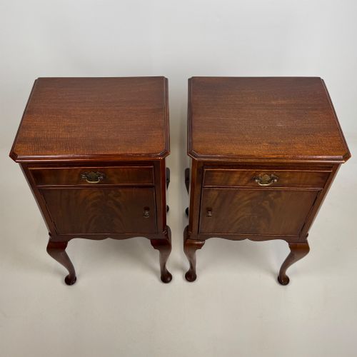 ANTIQUE 20TH CENTURY PAIR OF MAHOGANY BEDSIDE CABINETS - ADDITIONAL PHOTO 10