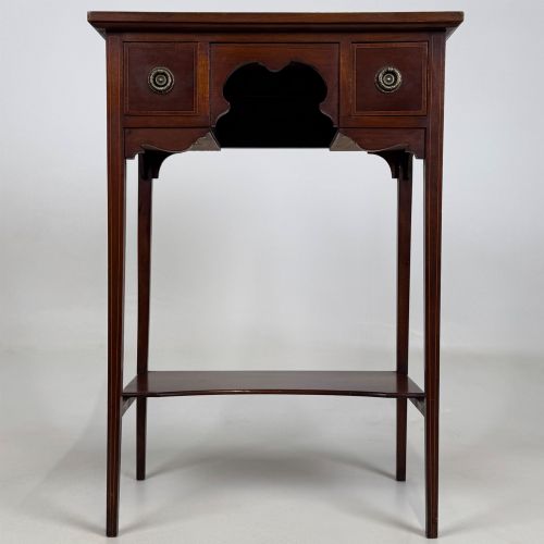 ANTIQUE 20TH CENTURY EDWARDIAN SIDE TABLE IN MAHOGANY