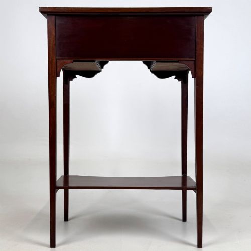 ANTIQUE 20TH CENTURY EDWARDIAN SIDE TABLE IN MAHOGANY - ADDITIONAL PHOTO 4