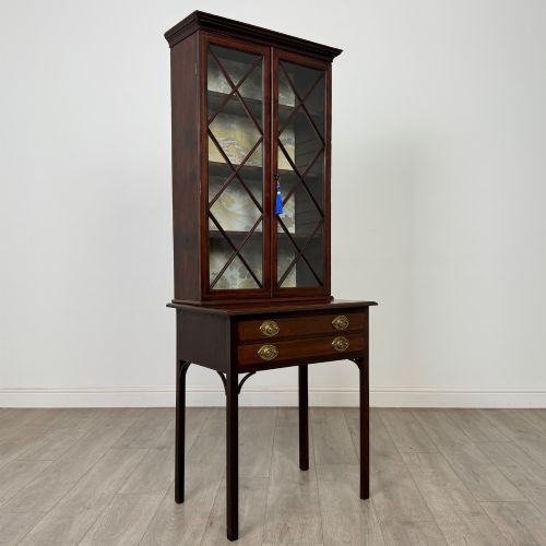 ANTIQUE 18TH CENTURY GEORGIAN DISPLAY CABINET IN MAHOGANY - ADDITIONAL PHOTO 8