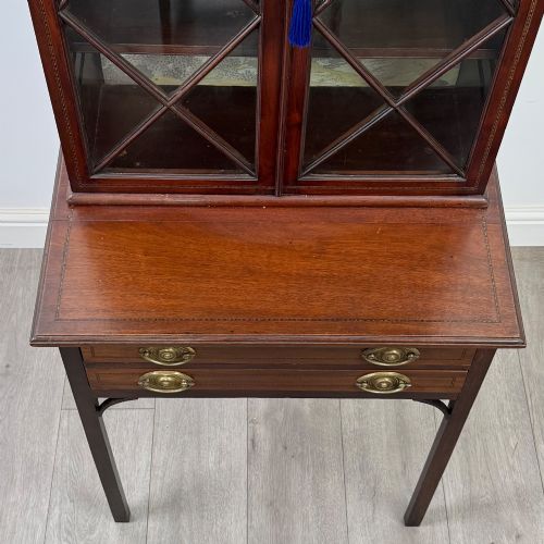 ANTIQUE 18TH CENTURY GEORGIAN DISPLAY CABINET IN MAHOGANY - ADDITIONAL PHOTO 9
