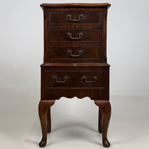 ANTIQUE 20TH CENTURY SMALL EDWARDIAN CHEST OF DRAWERS