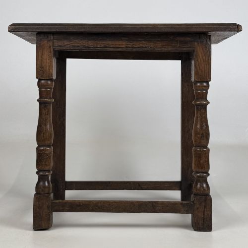 ANTIQUE 19TH CENTURY GEORGIAN STYLE SIDE TABLE IN OAK