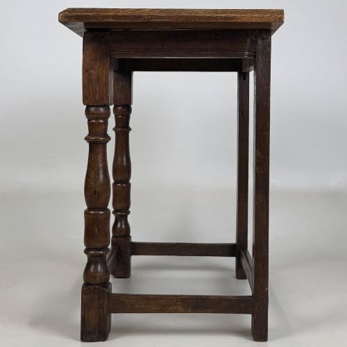 ANTIQUE 19TH CENTURY GEORGIAN STYLE SIDE TABLE IN OAK - ADDITIONAL PHOTO 2