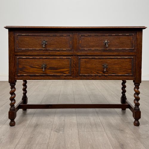 antique 20th century jacobean style chest of drawers in oak - CATEGORY: ANTIQUE CHEST OF DRAWERS - DATED EDWARDIAN
