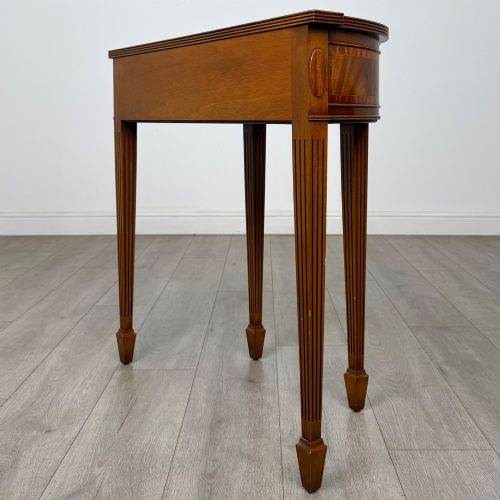ANTIQUE 20TH CENTURY MAHOGANY SIDE TABLE BY E G HUDSON - ADDITIONAL PHOTO 5