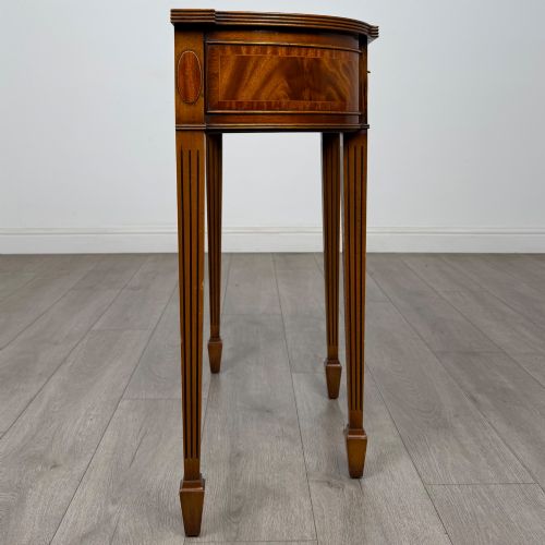 ANTIQUE 20TH CENTURY MAHOGANY SIDE TABLE BY E G HUDSON - ADDITIONAL PHOTO 6