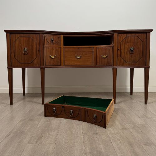 ANTIQUE 18TH CENTURY LARGE GEORGIAN SIDEBOARD IN MAHOGANY - ADDITIONAL PHOTO 11