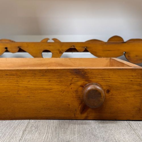 ANTIQUE 20TH CENTURY FARMHOUSE DRESSER BASE IN PINE - ADDITIONAL PHOTO 10