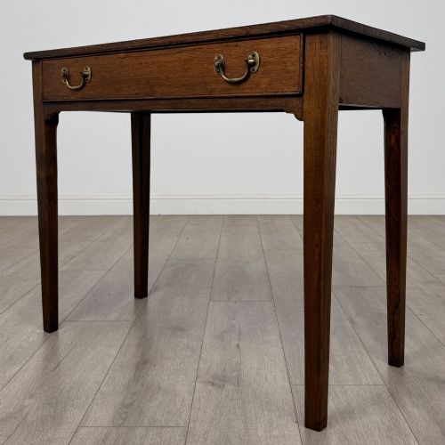 ANTIQUE 18TH CENTURY GEORGIAN WRITING TABLE IN OAK - ADDITIONAL PHOTO 1