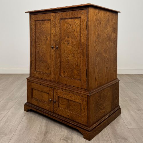 ANTIQUE 20TH CENTURY FINE QUALITY CUPBOARD IN BURR OAK - ADDITIONAL PHOTO 2