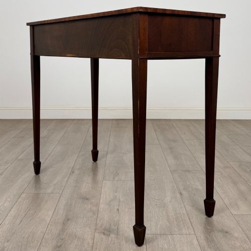 ANTIQUE 20TH CENTURY SERPENTINE WRITING TABLE IN MAHOGANY - ADDITIONAL PHOTO 5