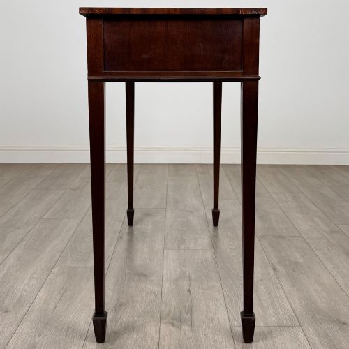 ANTIQUE 20TH CENTURY SERPENTINE WRITING TABLE IN MAHOGANY - ADDITIONAL PHOTO 6