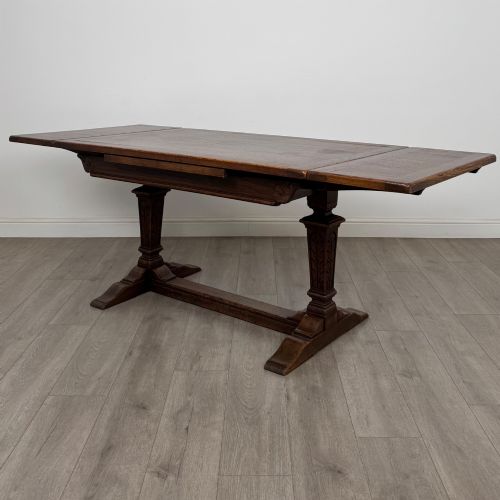 ANTIQUE 20TH CENTURY DRAW LEAF DINING TABLE IN OAK