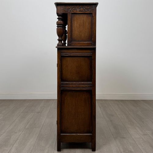 ANTIQUE 20TH CENTURY NARROW COURT CUPBOARD IN OAK - ADDITIONAL PHOTO 3