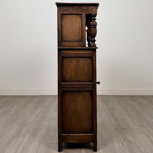 ANTIQUE 20TH CENTURY NARROW COURT CUPBOARD IN OAK - ADDITIONAL PHOTO 7