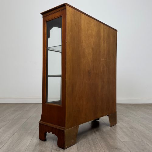 ANTIQUE 20TH CENTURY DISPLAY CABINET IN BURR WALNUT - ADDITIONAL PHOTO 4