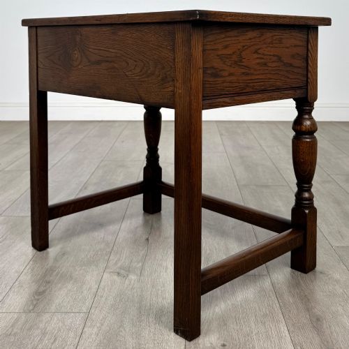 ANTIQUE 20TH CENTURY JACOBEAN STYLE SIDE TABLE IN OAK - ADDITIONAL PHOTO 5