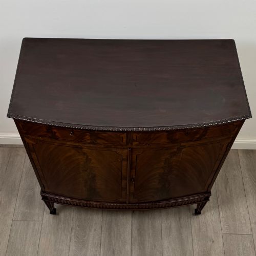 ANTIQUE 18TH CENTURY GEORGIAN CUPBOARD IN MAHOGANY - ADDITIONAL PHOTO 9