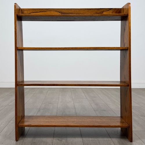 ANTIQUE 20TH CENTURY OPEN BOOKCASE IN GOLDEN OAK - ADDITIONAL PHOTO 1