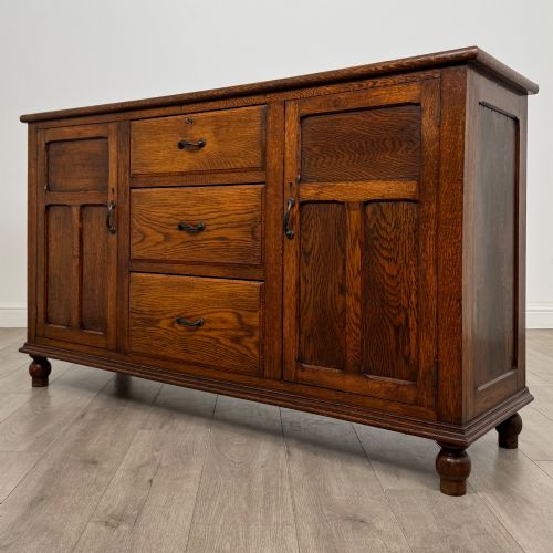 ANTIQUE 20TH CENTURY GOOD QUALITY SIDEBOARD IN OAK - ADDITIONAL PHOTO 2