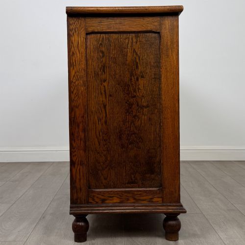 ANTIQUE 20TH CENTURY GOOD QUALITY SIDEBOARD IN OAK - ADDITIONAL PHOTO 7