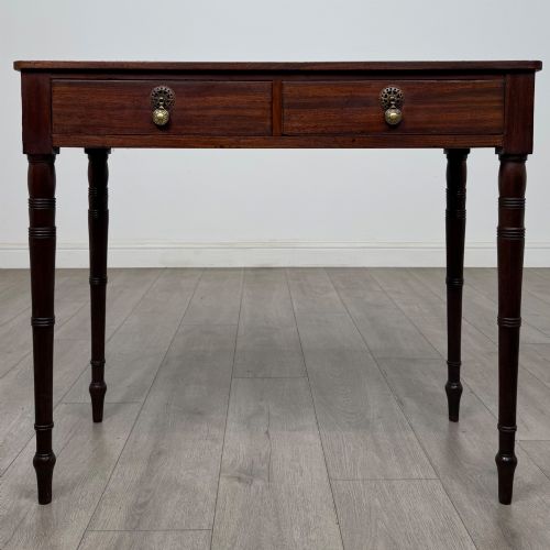antique 18th century georgian writing table in mahogany - CATEGORY: ANTIQUE TABLES - DATED GEORGIAN