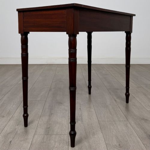 ANTIQUE 18TH CENTURY GEORGIAN WRITING TABLE IN MAHOGANY - ADDITIONAL PHOTO 3