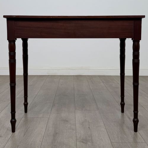 ANTIQUE 18TH CENTURY GEORGIAN WRITING TABLE IN MAHOGANY - ADDITIONAL PHOTO 4