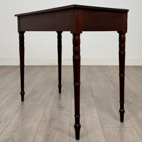 ANTIQUE 18TH CENTURY GEORGIAN WRITING TABLE IN MAHOGANY - ADDITIONAL PHOTO 5