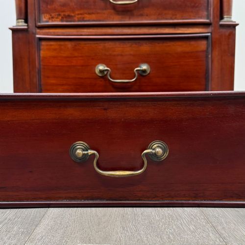 ANTIQUE 20TH CENTURY NARROW CHEST OF DRAWERS IN MAHOGANY - ADDITIONAL PHOTO 10