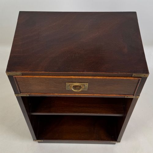 ANTIQUE 20TH CENTURY CAMPAIGN STYLE CABINET IN MAHOGANY - ADDITIONAL PHOTO 11