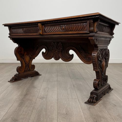 ANTIQUE 19TH CENTURY FRENCH STYLE SIDE TABLE IN WALNUT - ADDITIONAL PHOTO 1